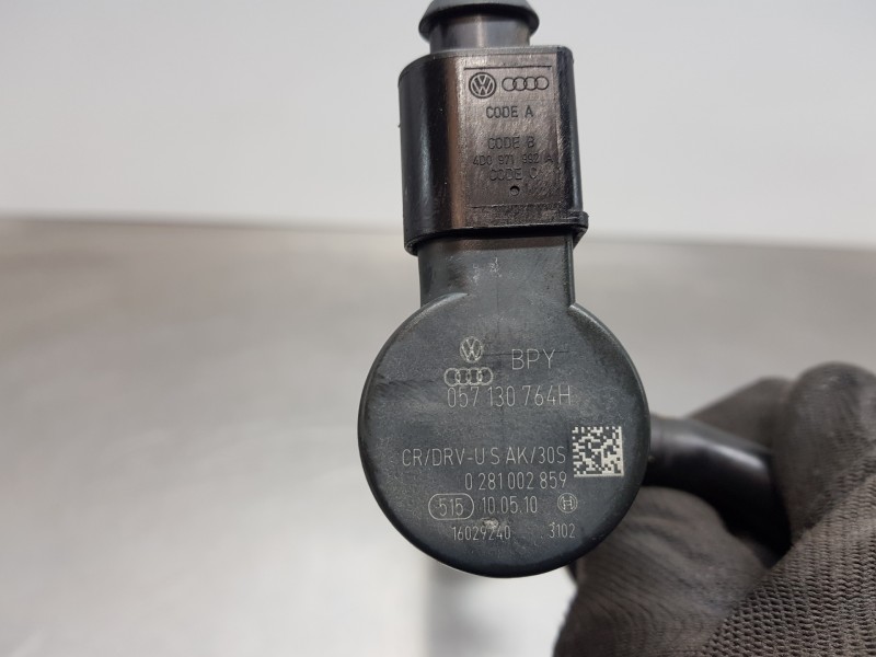 Recambio de rampa inyectora para audi q5 (8r) quattro referencia OEM IAM 03L130089A  