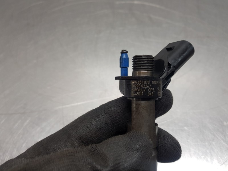 Recambio de inyector para mercedes clase a (w177) 200 d referencia OEM IAM A6540700187  