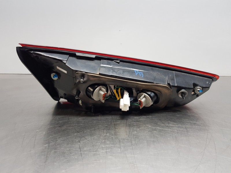 Recambio de piloto trasero derecho interior para hyundai i20 active referencia OEM IAM 92404C8000  