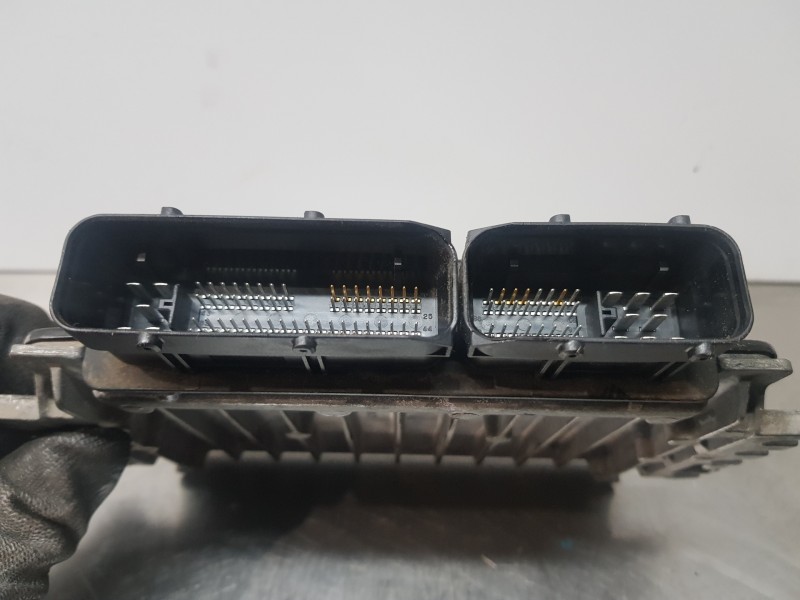 Recambio de centralita motor uce para bmw mini (r50,r53) cooper referencia OEM IAM 12147520019  