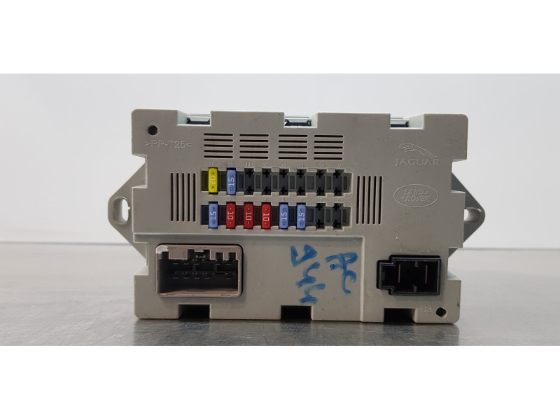 Recambio de caja reles / fusibles para land rover discovery sport pure referencia OEM IAM CPLA14Q073AA LR041091 