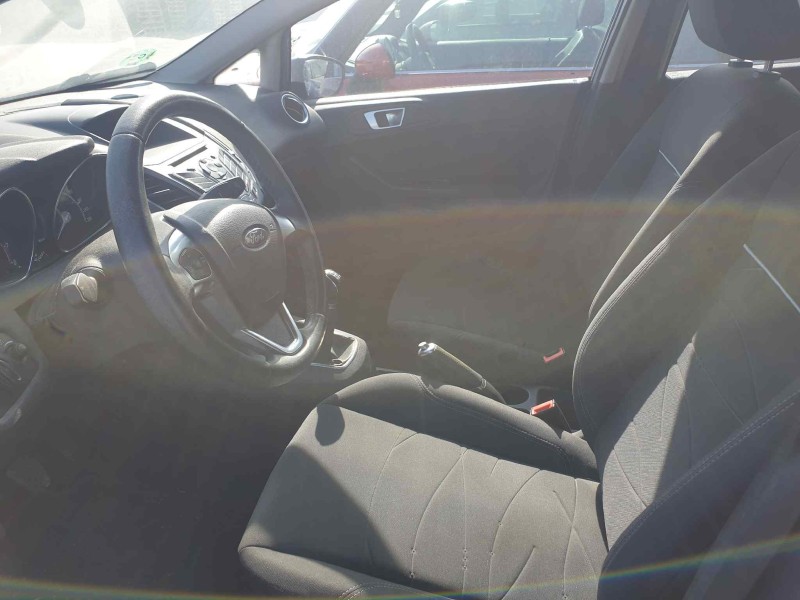 ford fiesta (ccn) del año 2015