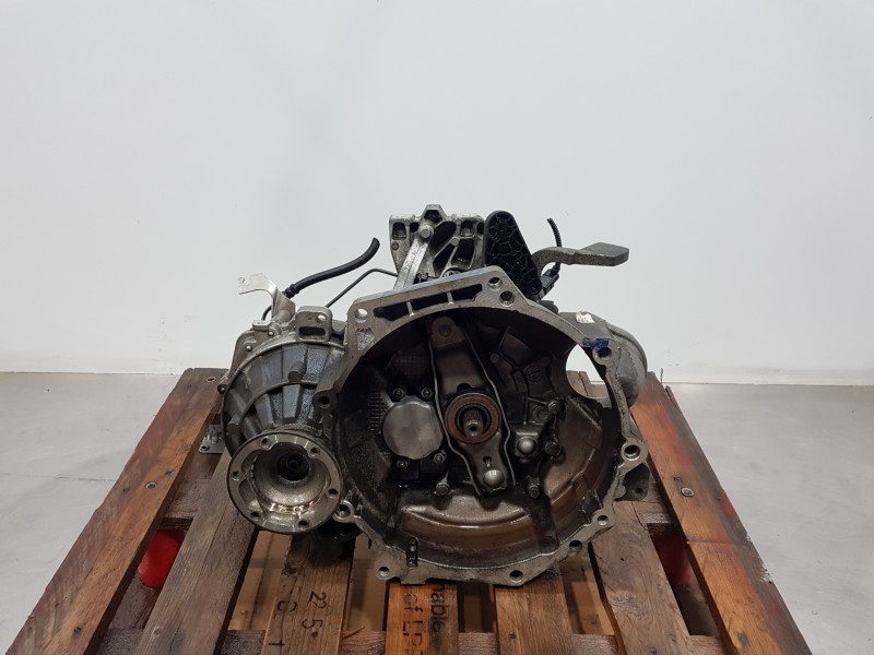 Recambio de caja cambios para volkswagen caddy ka/kb (2c) tramper referencia OEM IAM MLT  