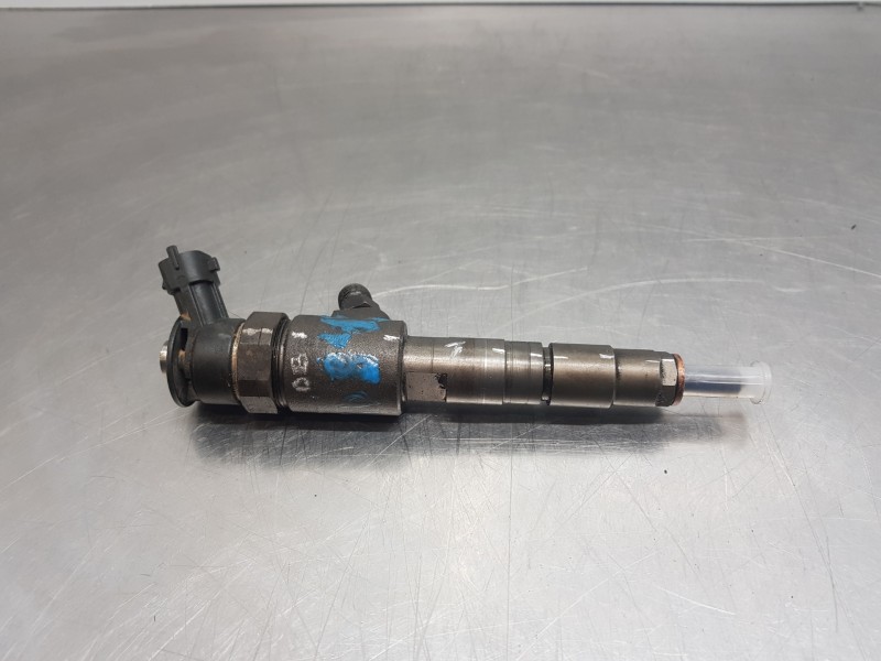 Recambio de inyector para peugeot 206+ x-line referencia OEM IAM 0445110339  