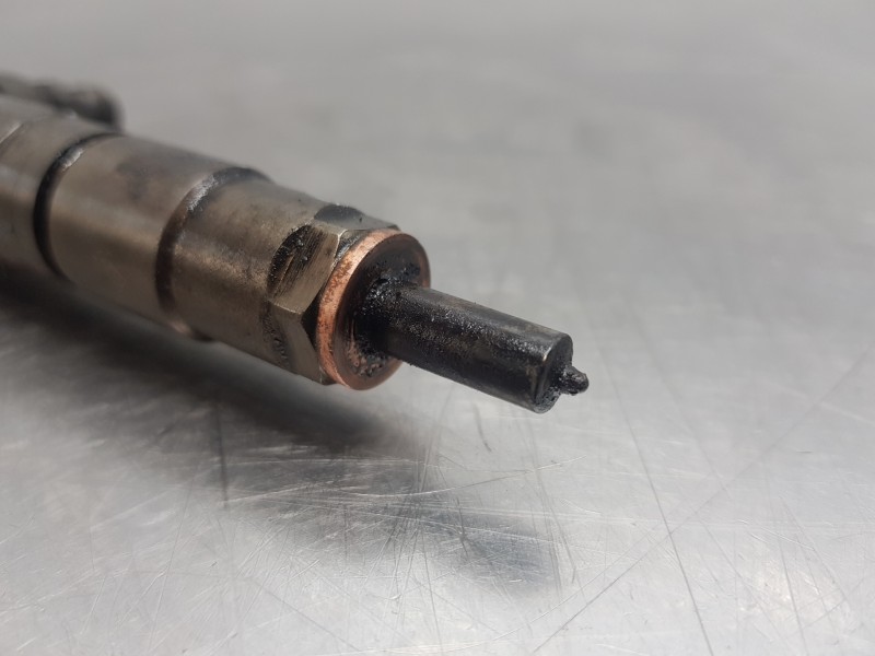 Recambio de inyector para peugeot 206+ x-line referencia OEM IAM 0445110339  