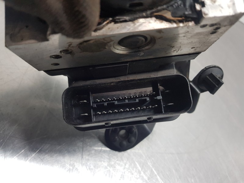 Recambio de abs para renault scenic iv edition one referencia OEM IAM 476605296R  