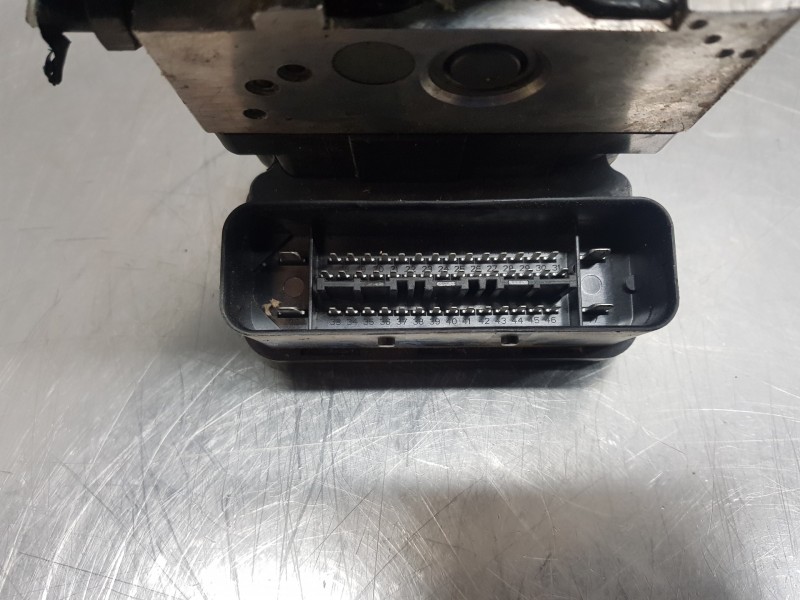 Recambio de abs para audi tt (8j3/8j9) coupe referencia OEM IAM 8J0614517 10021200154 8J0614517BEF