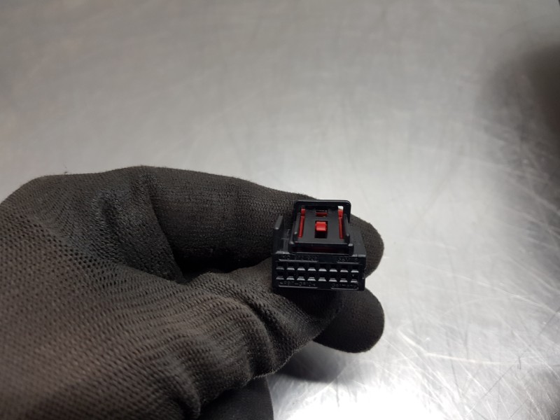 Recambio de retrovisor izquierdo para volkswagen caddy ka/kb (2c) monospace referencia OEM IAM 2K5857507AC  