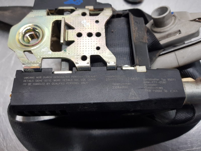 Recambio de cinturon seguridad delantero izquierdo para volkswagen caddy ka/kb (2c) tramper referencia OEM IAM 2K5857811CRYV 2K5