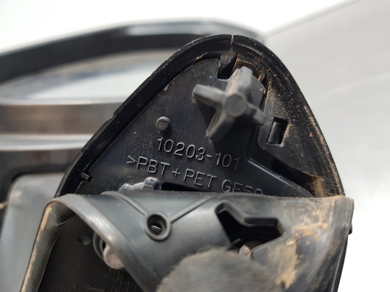 Recambio de retrovisor derecho para toyota yaris cross mpx style referencia OEM IAM 879100DE40  