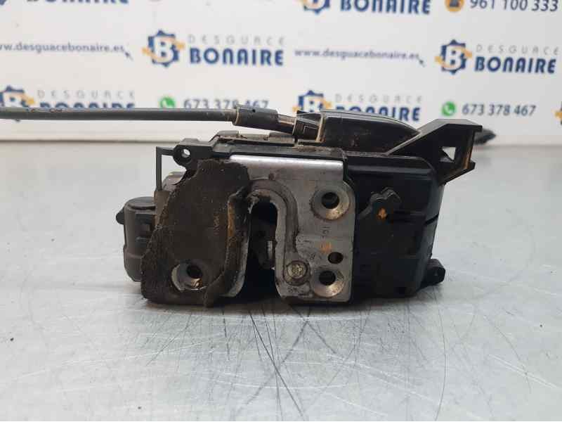 Recambio de cerradura puerta delantera derecha para renault scenic iii grand dynamique referencia OEM IAM 805020006RA  