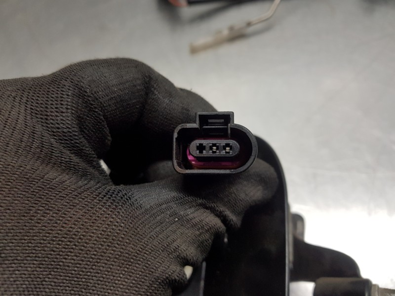 Recambio de cerradura puerta lateral derecha para volkswagen caddy ka/kb (2c) tramper referencia OEM IAM 2K0843654BD  