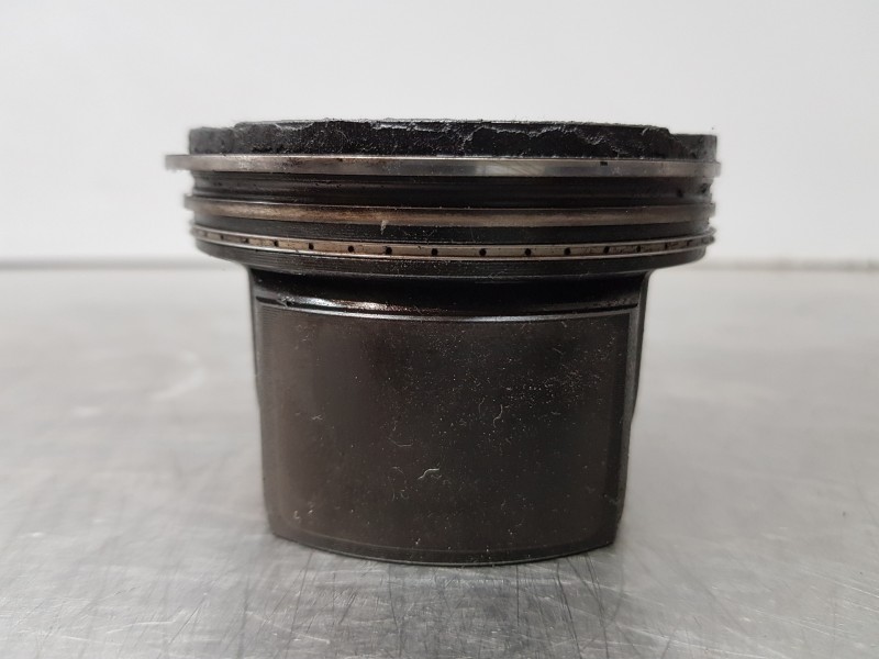 Recambio de piston para ford transit custom kasten custom referencia OEM IAM 3582FMT5 2365401 