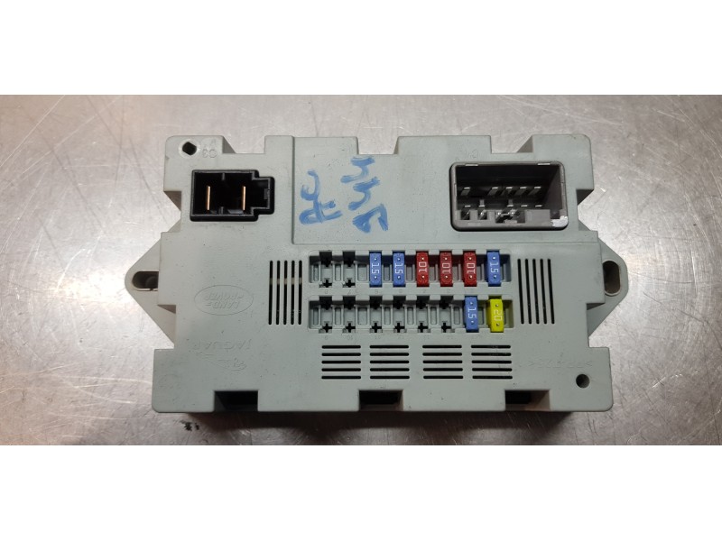 Recambio de caja reles / fusibles para land rover discovery sport pure referencia OEM IAM CPLA14Q073AA LR041091 