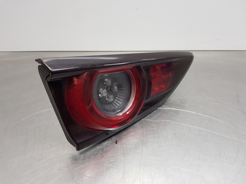 Recambio de piloto trasero izquierdo interior para mazda 3 sedán (bp) skyactiv referencia OEM IAM BCKC513G0  