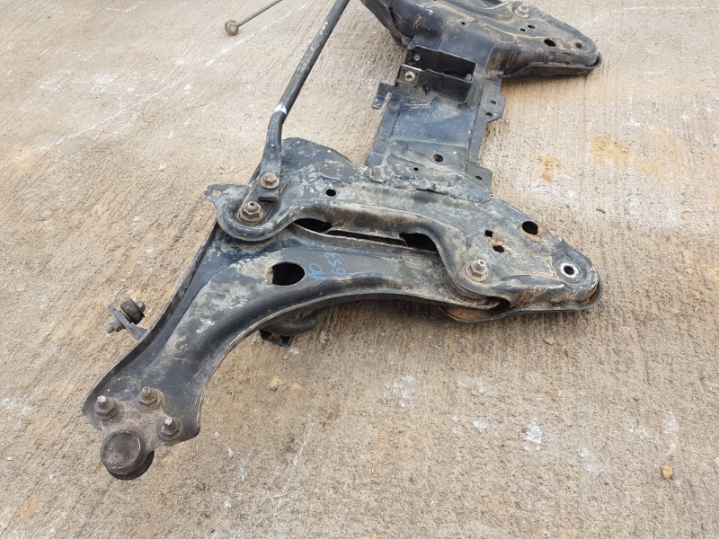 Recambio de puente delantero para citroen c4 cactus bluehdi referencia OEM IAM 9808011780  