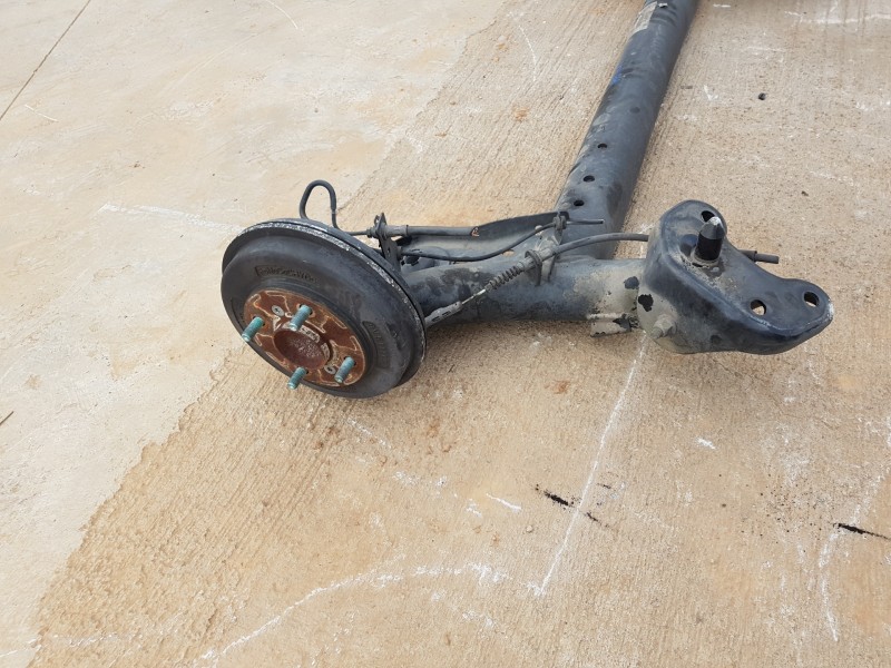 Recambio de puente trasero para ford fiesta (cb1) active referencia OEM IAM 1805867  