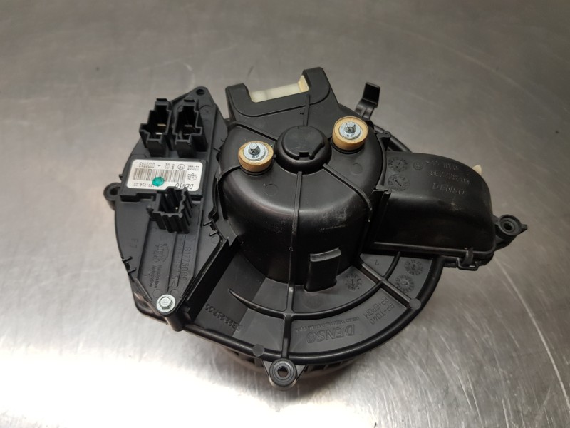 Recambio de motor calefaccion para citroen c4 picasso sx referencia OEM IAM 6441CG A43001400 