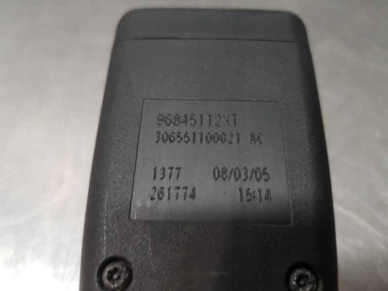 Recambio de pretensor airbag derecho para citroen c4 picasso sx referencia OEM IAM 8975Q2 96845112XT 