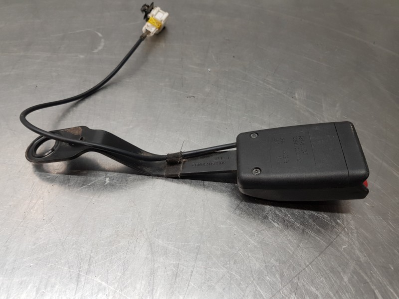 Recambio de pretensor airbag izquierdo para citroen c4 picasso sx referencia OEM IAM 8975Q2 96845112XT 