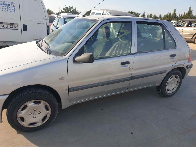 peugeot 106 (s2) del año 2000