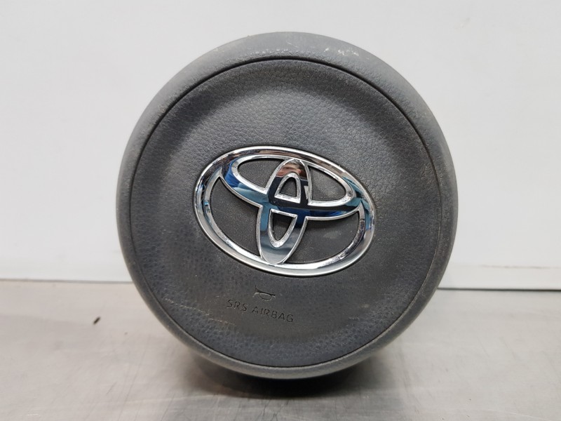 Recambio de kit airbag para toyota yaris hybrid referencia OEM IAM 55302K0061C0  