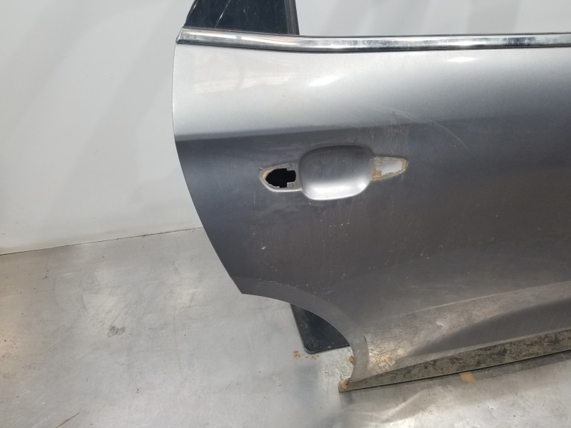 Recambio de puerta trasera derecha para citroen ds 7 crossback referencia OEM IAM 9819326580  