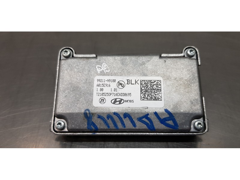 Recambio de sensor de aparcamiento para hyundai tucson hybrid referencia OEM IAM 99211N9100  