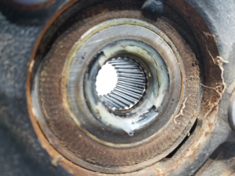 Recambio de mangueta delantera derecha para toyota yaris hybrid referencia OEM IAM 4321102410  