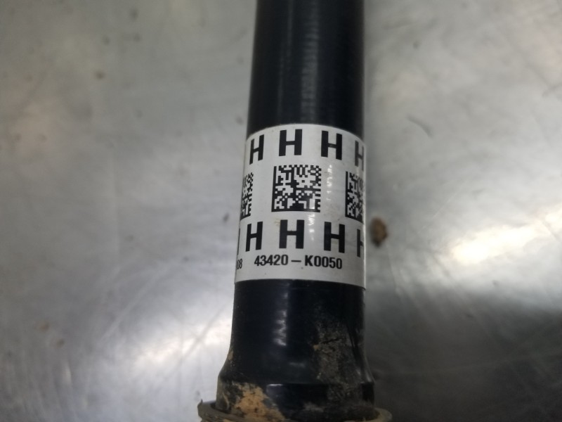 Recambio de transmision delantera izquierda para toyota yaris hybrid referencia OEM IAM 43420K0050  