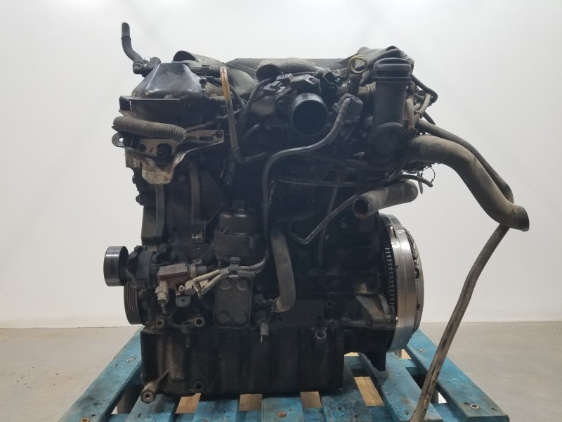 Recambio de motor completo para volvo v50 familiar kinetic referencia OEM IAM D4204T  