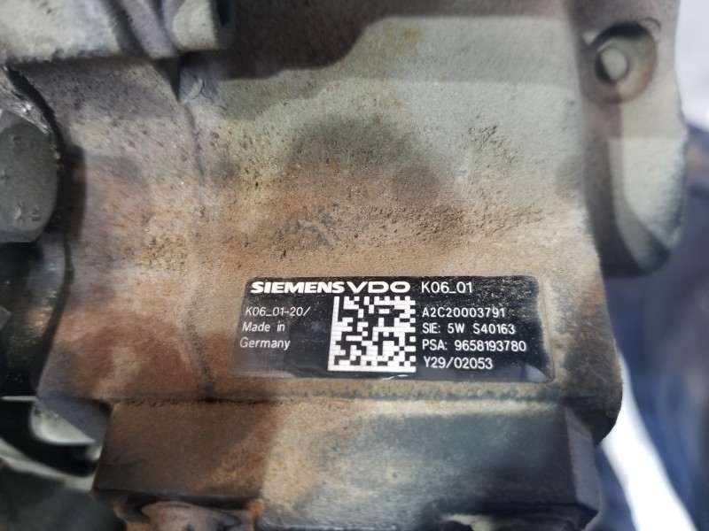 Recambio de motor completo para volvo v50 familiar kinetic referencia OEM IAM D4204T  