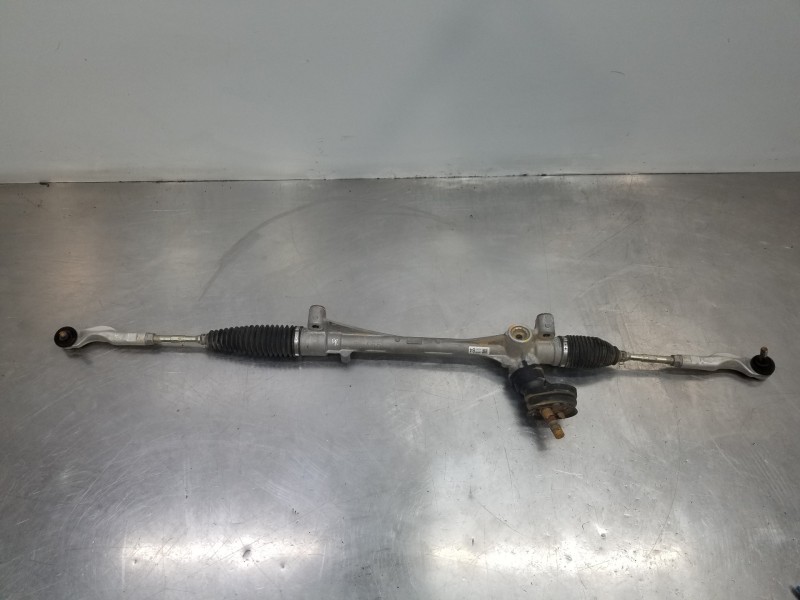 Recambio de cremallera direccion para toyota yaris hybrid referencia OEM IAM 45510K0070  