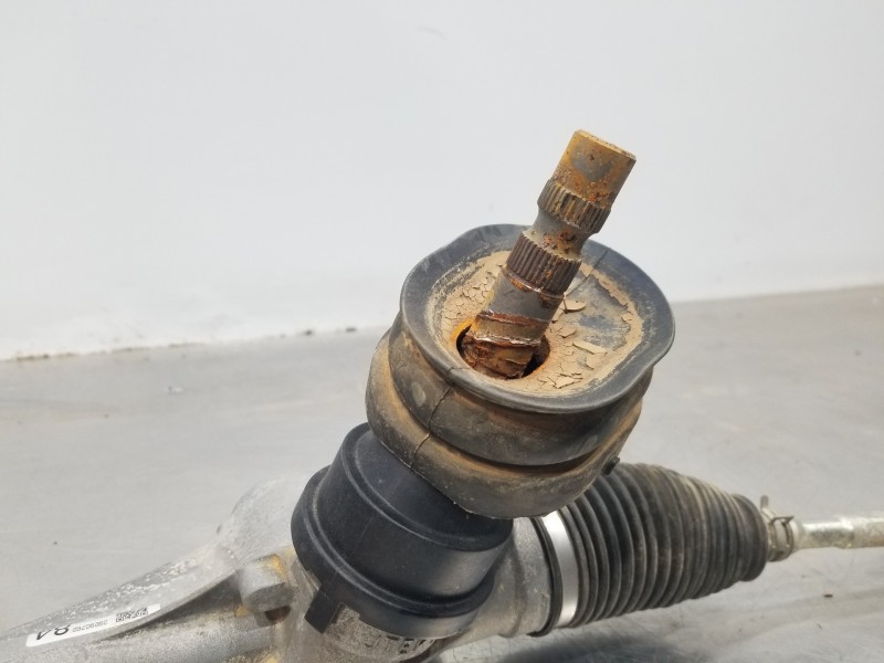 Recambio de cremallera direccion para toyota yaris hybrid referencia OEM IAM 45510K0070  