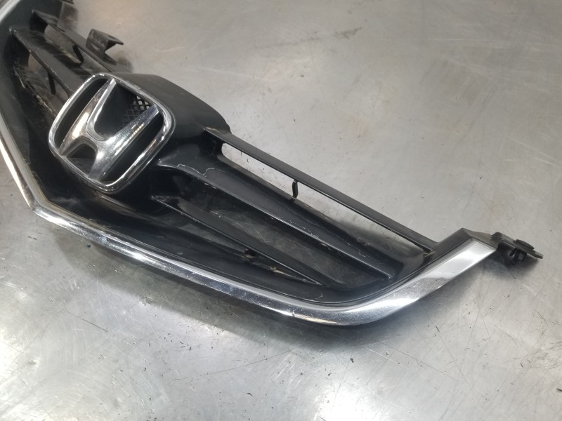Recambio de rejilla delantera para honda accord berlina (cl/cn) i-vtec referencia OEM IAM 71121SEA003ZA  
