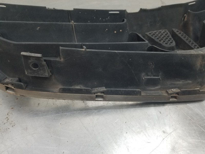 Recambio de rejilla delantera para honda accord berlina (cl/cn) i-vtec referencia OEM IAM 71121SEA003ZA  