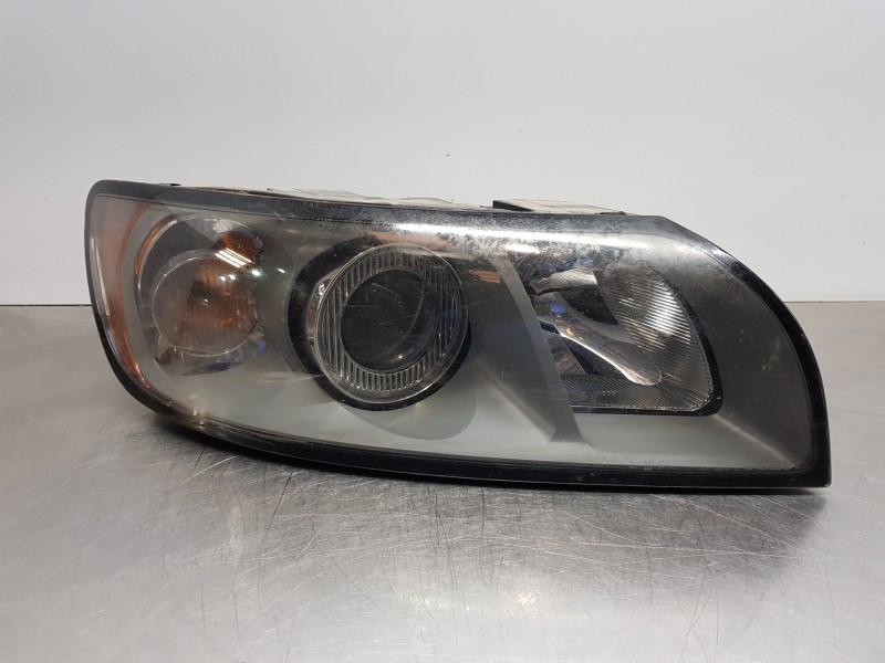 Recambio de faro derecho para volvo v50 familiar kinetic referencia OEM IAM 31335222  
