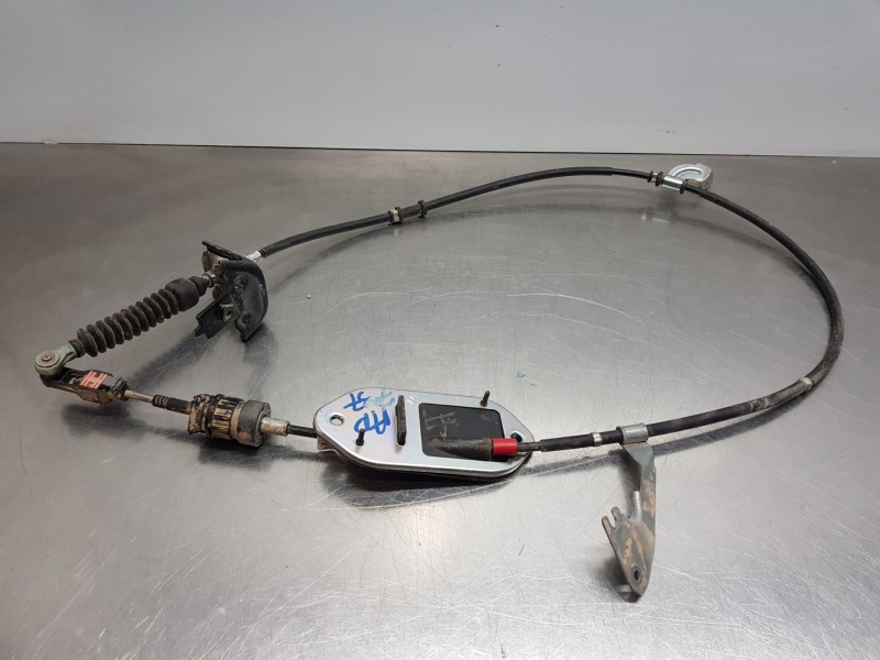 Recambio de varillaje cambio para toyota yaris hybrid referencia OEM IAM 33820K0040  