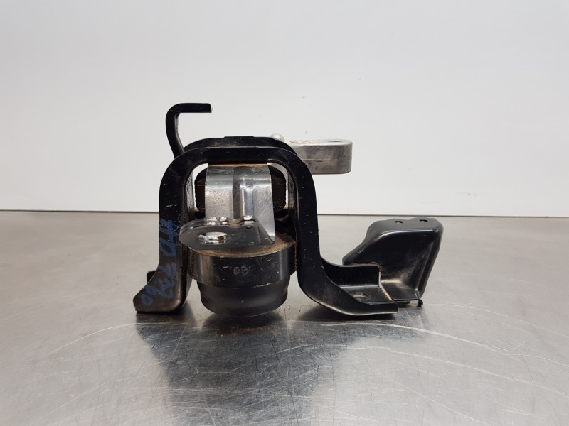 Recambio de soporte motor derecho para toyota yaris hybrid referencia OEM IAM 12305K0050  