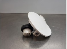 Recambio de tapa exterior combustible para toyota yaris hybrid referencia OEM IAM 77350K0020  