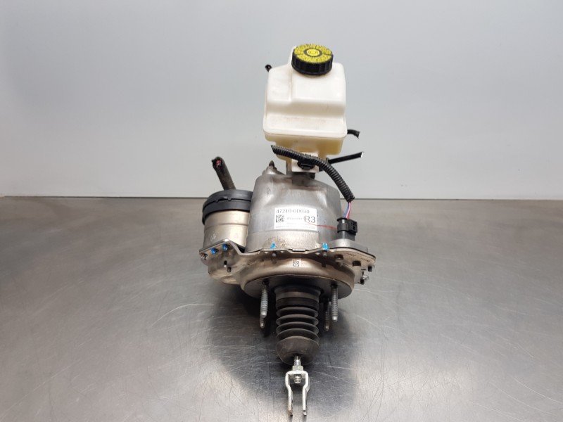 Recambio de servofreno para toyota yaris hybrid referencia OEM IAM 472100D030  