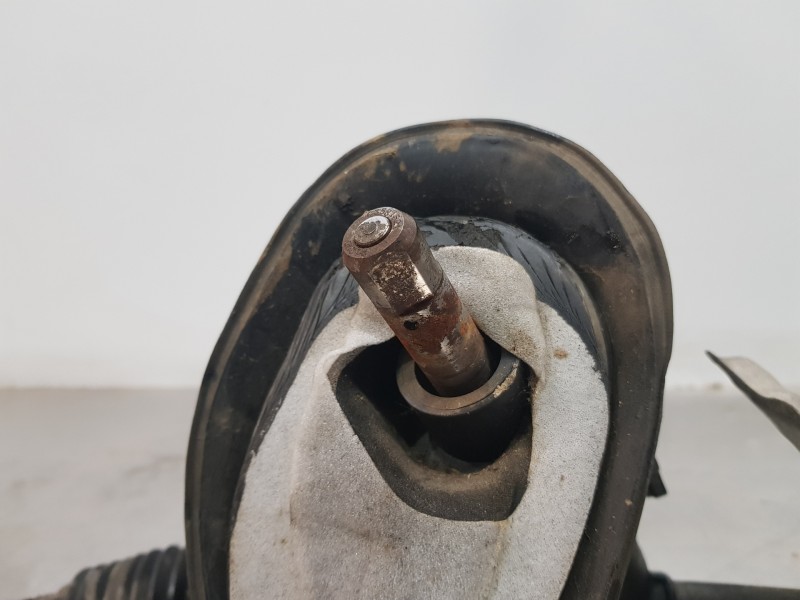 Recambio de cremallera direccion para volvo v50 familiar kinetic referencia OEM IAM 36001481  