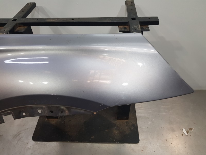 Recambio de aleta delantera derecha para citroen ds 7 crossback referencia OEM IAM 9819325180  