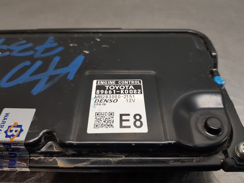 Recambio de centralita motor uce para toyota yaris hybrid referencia OEM IAM 89661K0082  