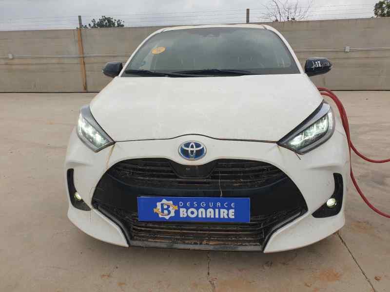 Recambio de centralita motor uce para toyota yaris hybrid referencia OEM IAM 89661K0082  