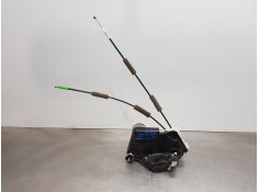 Recambio de cerradura puerta delantera derecha para toyota yaris hybrid referencia OEM IAM 69030K0040  