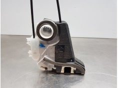Recambio de cerradura puerta trasera derecha para toyota yaris hybrid referencia OEM IAM 69050K0030   2