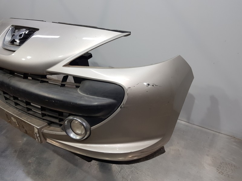 Recambio de paragolpes delantero para peugeot 207 sport referencia OEM IAM 7401ES  