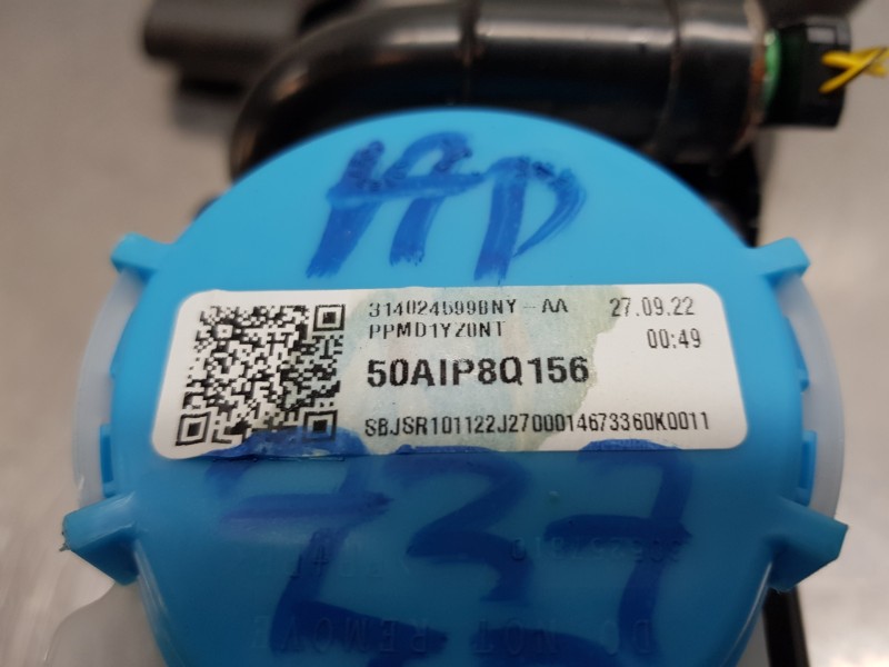 Recambio de cinturon seguridad trasero derecho para toyota yaris hybrid referencia OEM IAM 73360K0011C0  