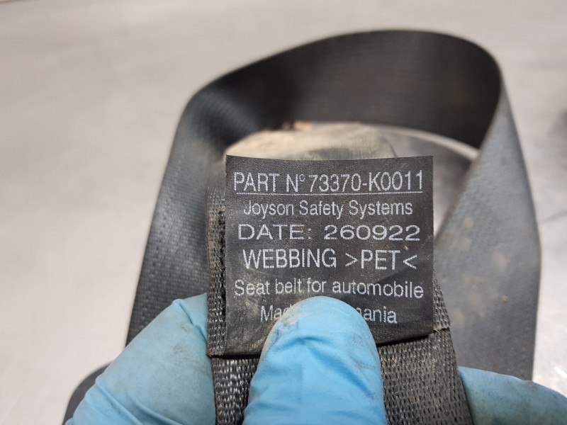 Recambio de cinturon seguridad trasero izquierdo para toyota yaris hybrid referencia OEM IAM 73370K0011C0  